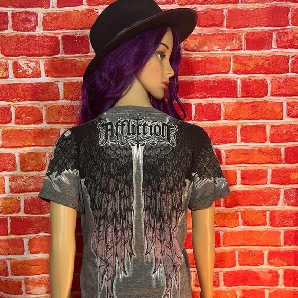 Affliction Women’s T-Shirt - Picture 11 of 14